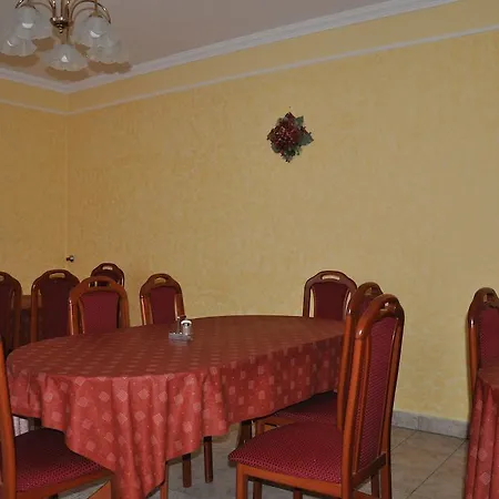 Jázmin Panzió *