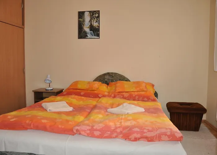 Jazmin Panzio 3*